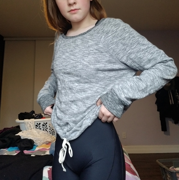 Victoria secret long sleeve - Picture 4 of 4